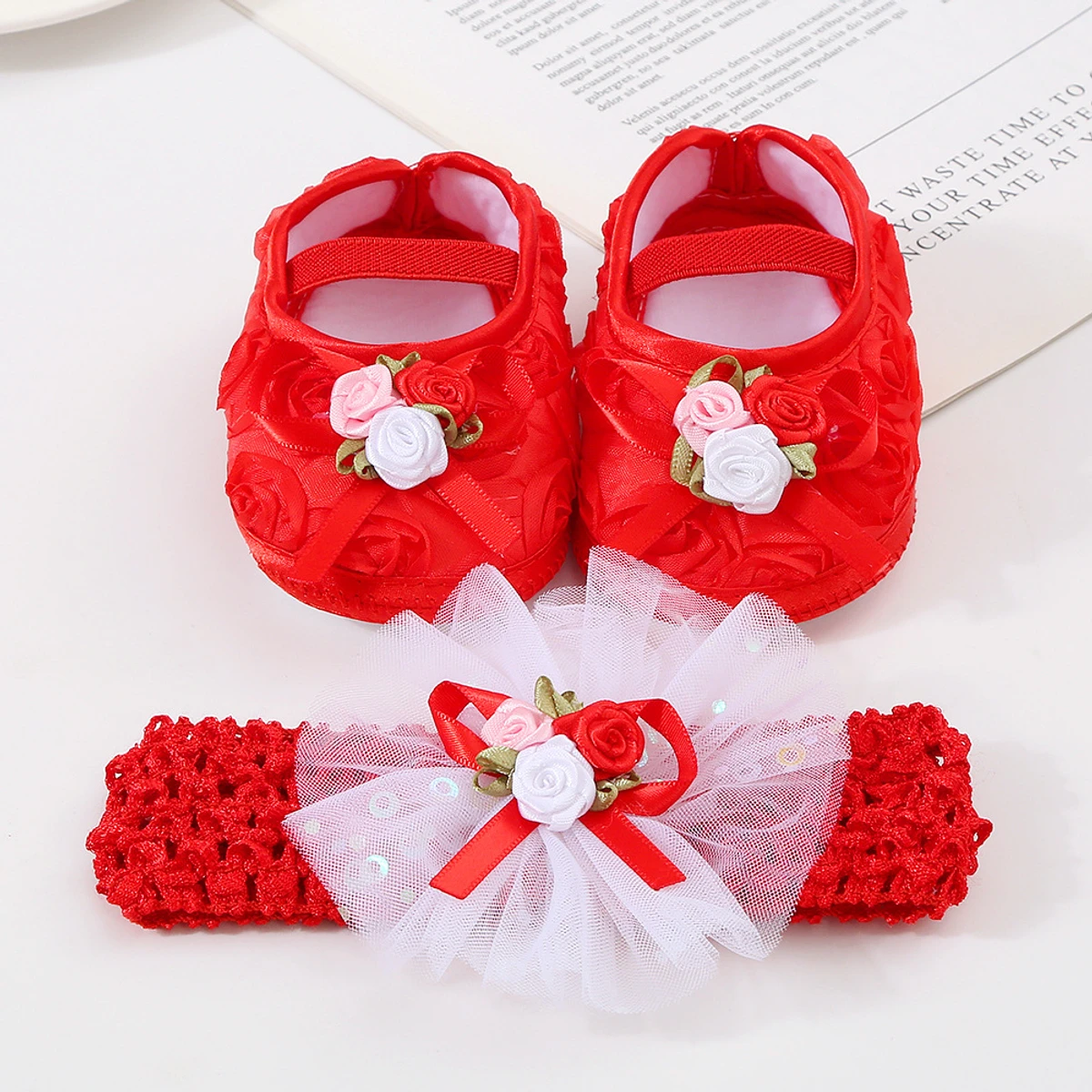 ০-১২ মাস মেয়ে বাবুর জন্য 3 Flower Shoe - Red