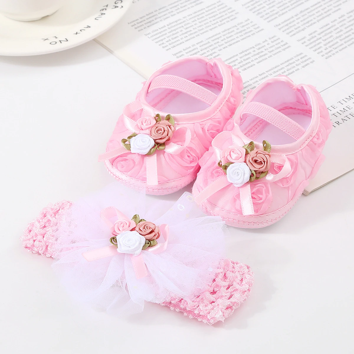 ০-১২ মাস মেয়ে বাবুর জন্য 3 Flower Shoe - Pink